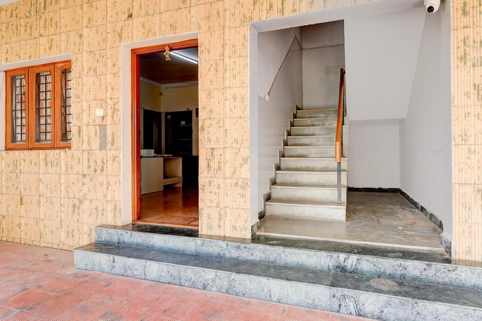 Hotel O Nest Inn Chennai Exterior photo